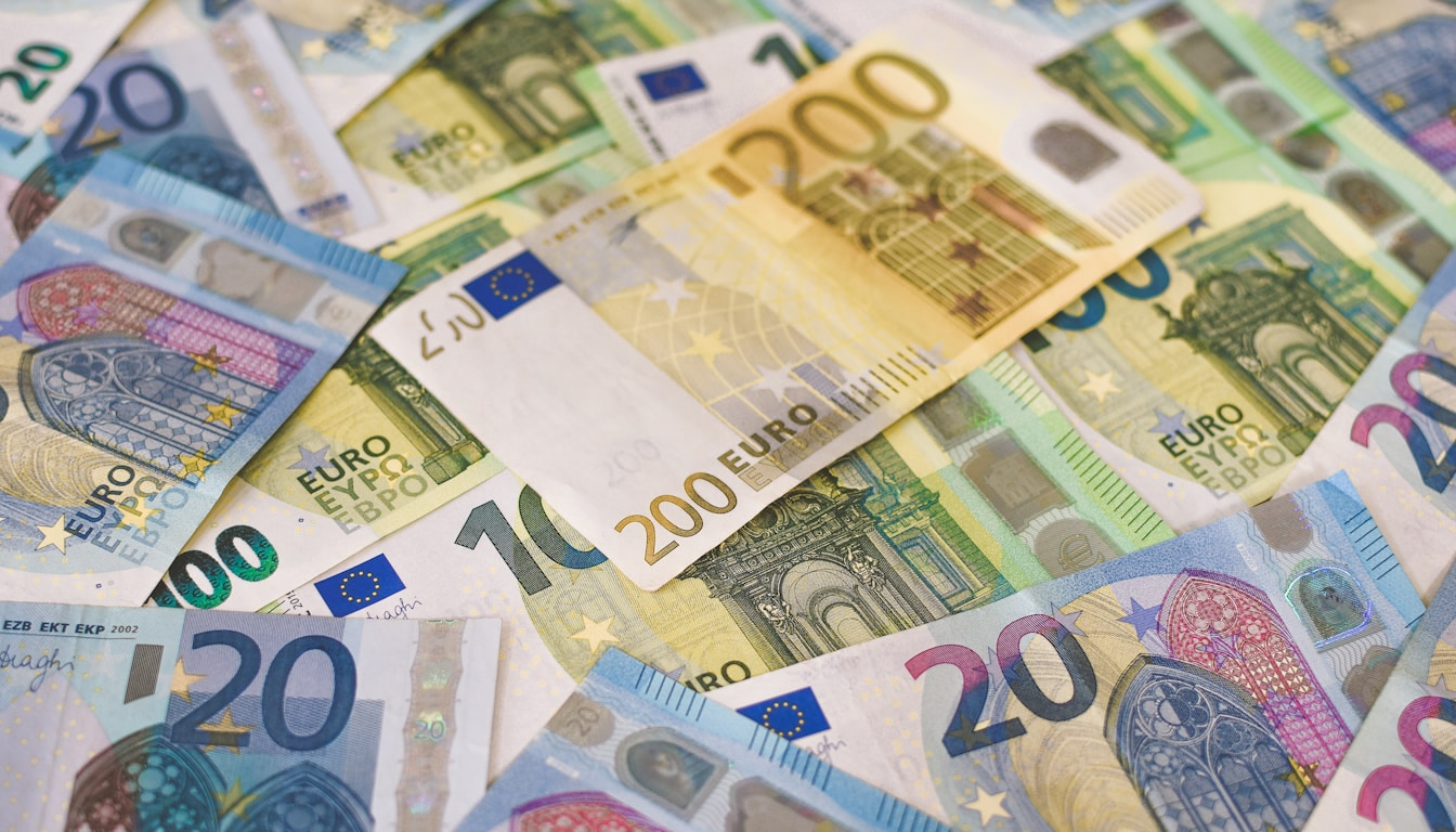 Germany Salary Calculator: How Income Tax & Social Contributions Work (2025 Guide)